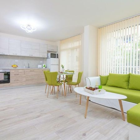 Domus Apartments Grand Plovdiv Eksteriør billede