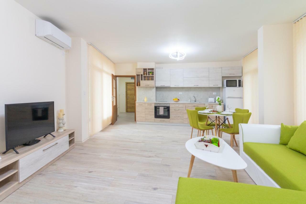 Domus Apartments Grand Plovdiv Eksteriør billede