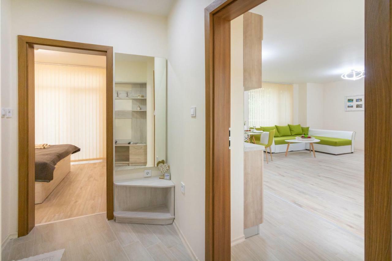 Domus Apartments Grand Plovdiv Eksteriør billede