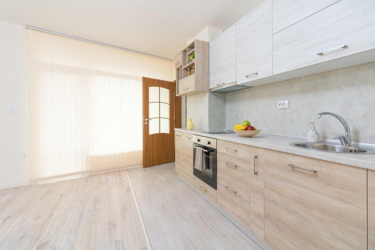 Domus Apartments Grand Plovdiv Eksteriør billede